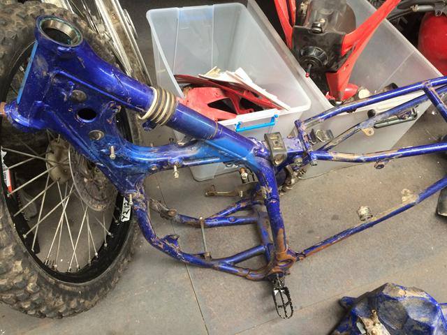 WRECKING Yamaha YZ 125 - 1999 Model - 2 stroke