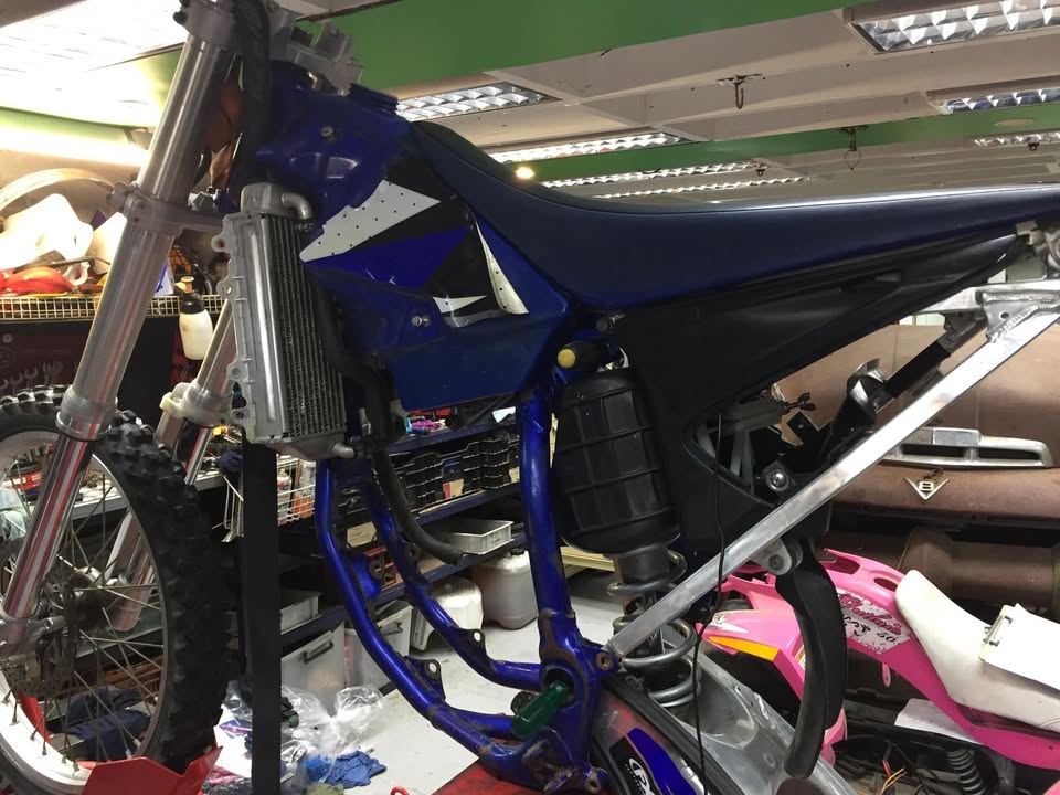 WRECKING Yamaha YZ125 - 2003 model - 2 stroke