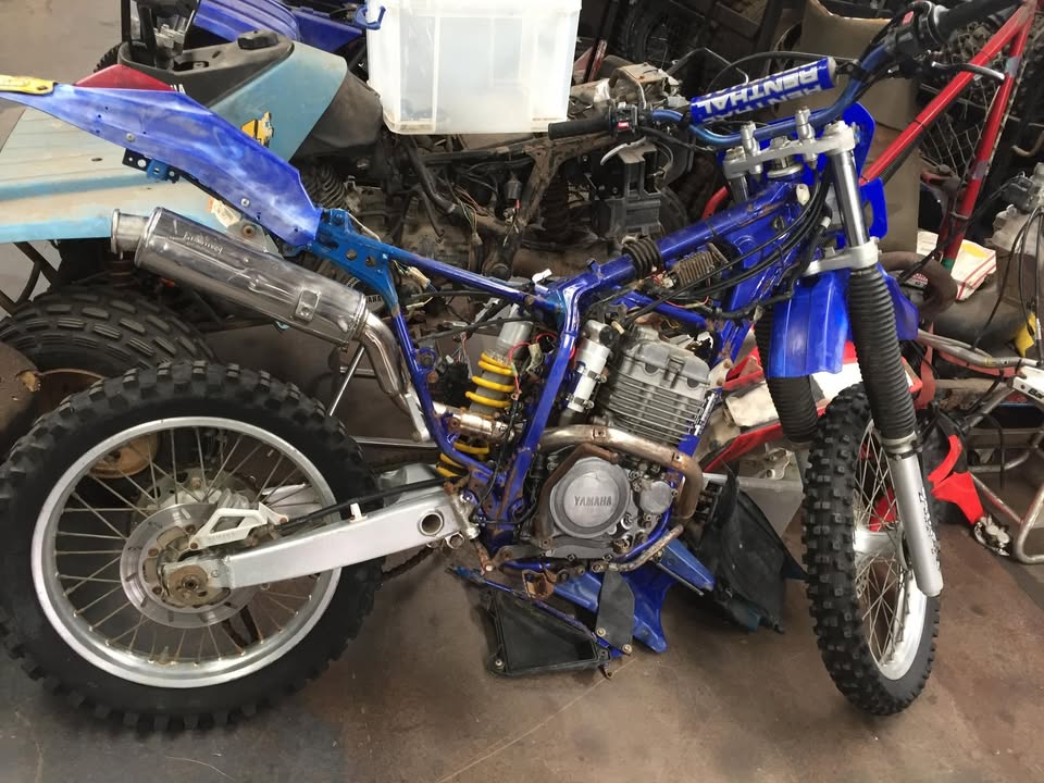 WRECKING Yamaha TTR250 - 2000 Model