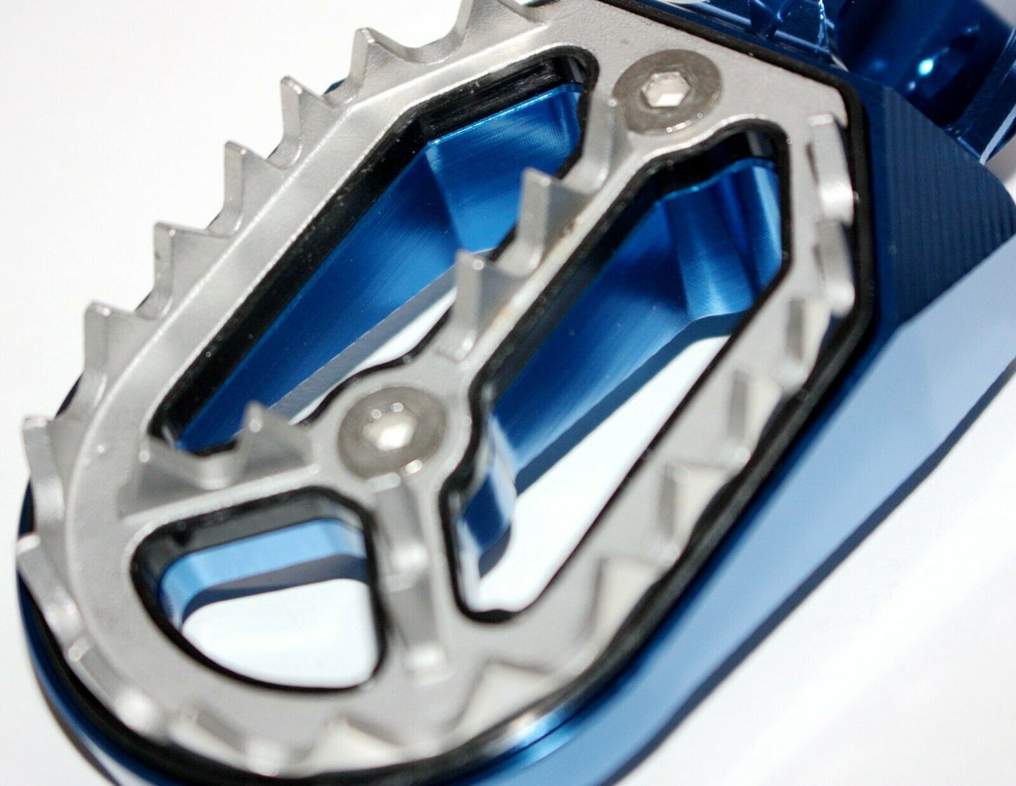 CNC BLUE Stainless Footpeg Foot Pegs Rest Pedal FX205 65SX MX MOTORCYCLE BIKE