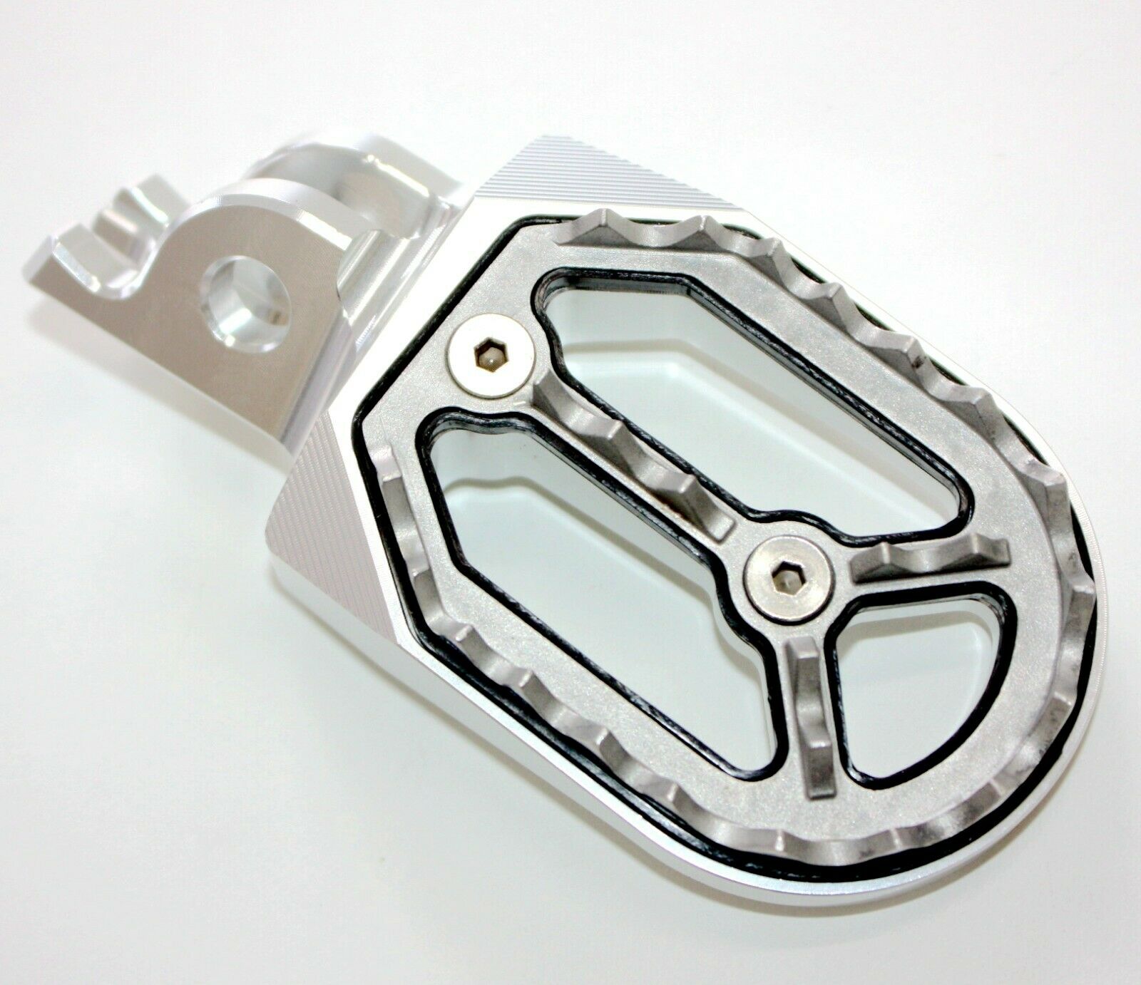 CNC SILVER Stainless Footpeg Foot Peg Rest Pedal FX208 CRF250 MX MOTORCYCLE BIKE